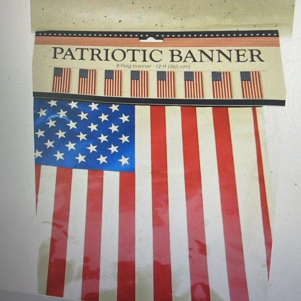 Patriotic 8 Flag Banner ~ Red White Blue